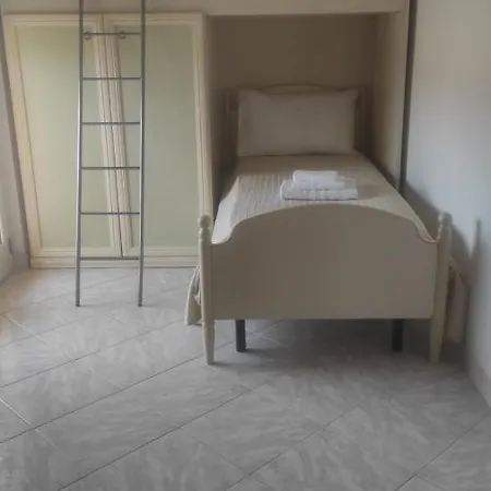 Civico 5 Apartmán *
